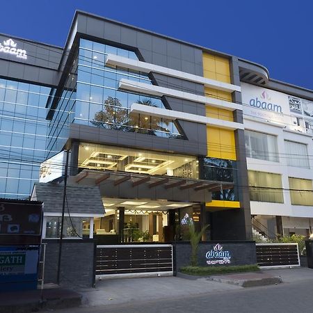 Abaam Cochin Hotel Kochi Bagian luar foto