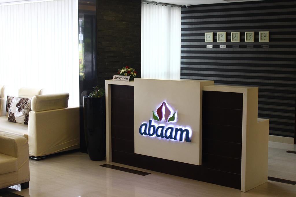 Abaam Cochin Hotel Kochi Bagian luar foto
