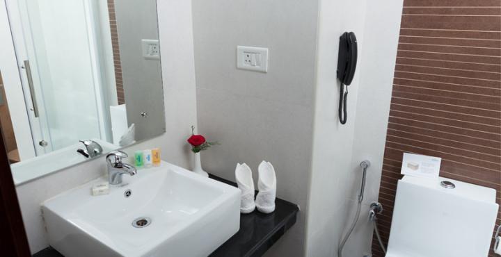 Abaam Cochin Hotel Kochi Bagian luar foto